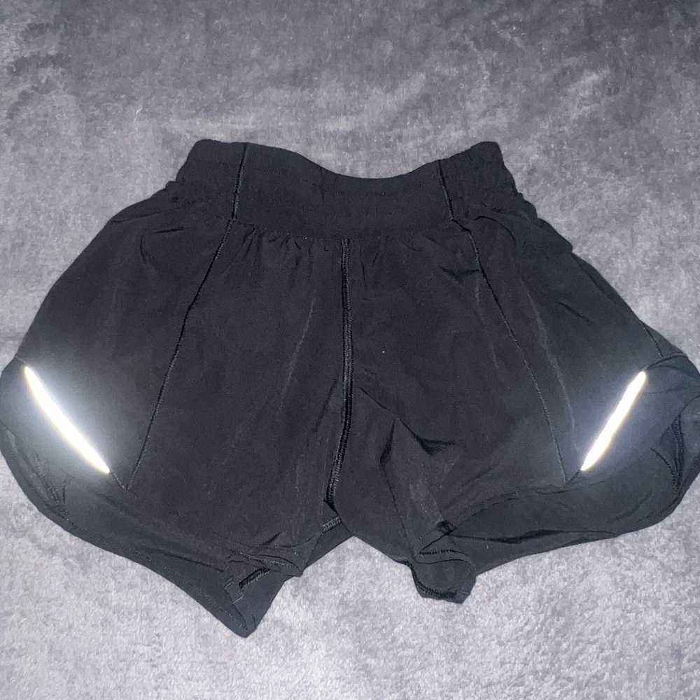 lulu shorts 4 inch